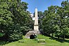 Hadersfeld - Obelisk.JPG