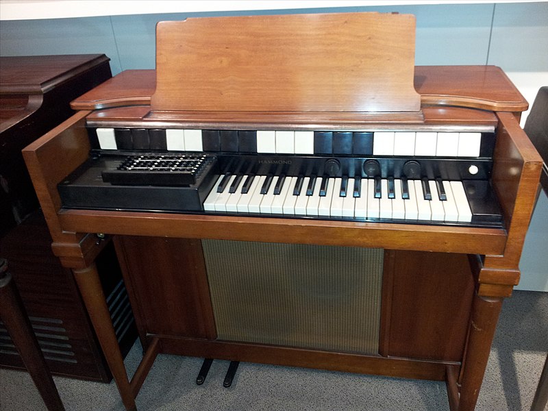 File:Hammond S-6 Chord Organ, Museum of Making Music.jpg