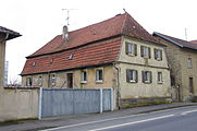 This is a picture of the Bavarian Baudenkmal (cultural heritage monument) with the ID D-6-78-150-104 (Wikidata) Hauptstraße 5, Unterspiesheim, Gemeinde Kolizheim, Unterfranken, Deutschland