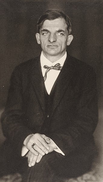 Datei:Hugo Erfurth - Portrait Joachim Ringelnatz, c. 1930.jpg