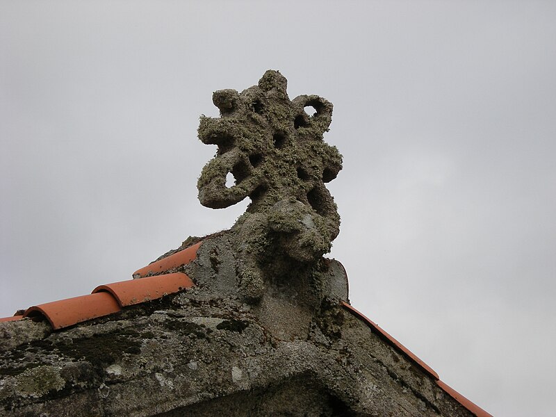 File:Igrexa parroquial de Pazos de San Clodio, San Cibrao das Viñas.jpg