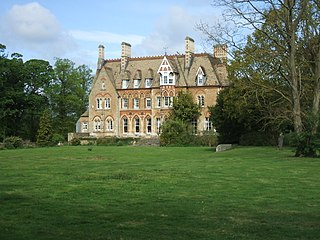 <span class="mw-page-title-main">Milton Ernest Hall</span> Building in Milton Ernest, Bedfordshire