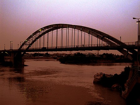 Iran - Khuzestan - Ahvaz - White Bridge & Karoon River.jpg