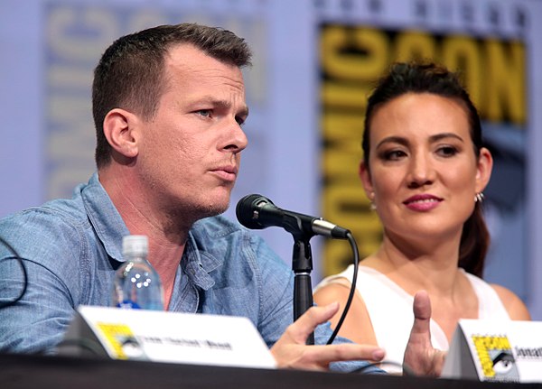 Co-creators Jonathan Nolan and Lisa Joy