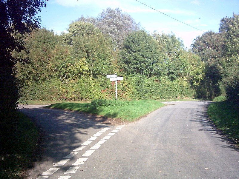 File:Junction in Dennington Road - geograph.org.uk - 263647.jpg