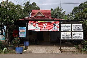 Kantor kepala desa Galumbang