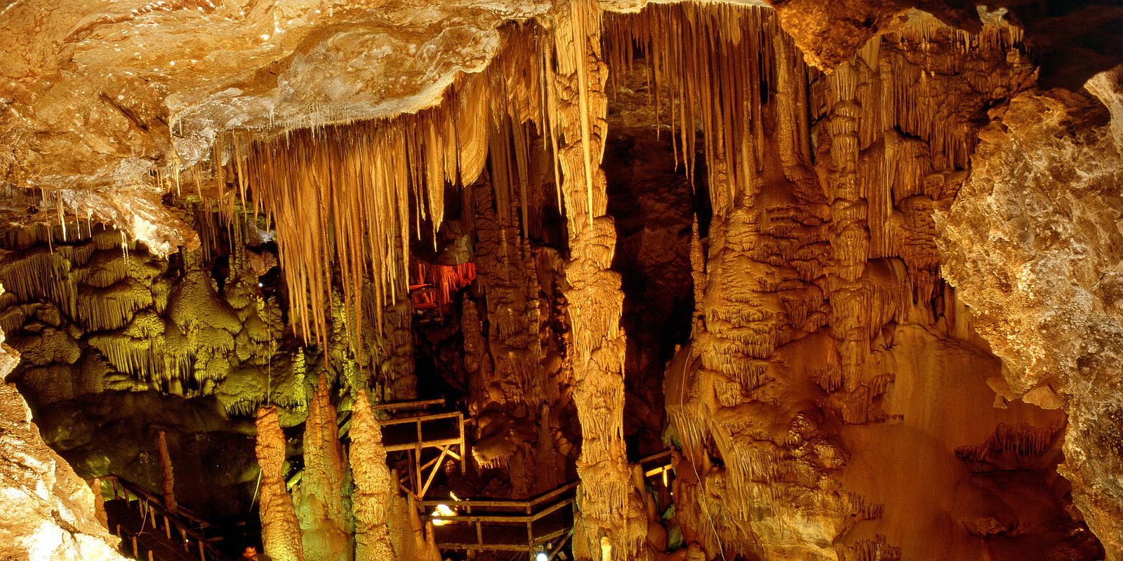Пещера Караджа