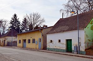 Niederösterreich Mistelbach: Geografie, Geschichte, Kultur und Sehenswürdigkeiten