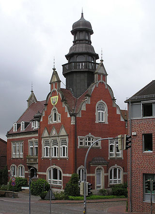 <span class="mw-page-title-main">Kellinghusen</span> Town in Schleswig-Holstein, Germany