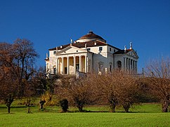 Villa Capra, Vicenza (1580-1592), finaliza la obra de Palladio, reproyectando la cúpula