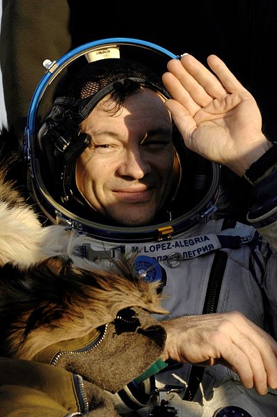 López-Alegría after landing of Soyuz TMA-9 spacecraft in Kazakhstan.