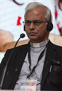 Los Padres Tom Uzhunnalil y George Muttathuparambil han comptido su iskuencia como religiosos en Yemen.jpg
