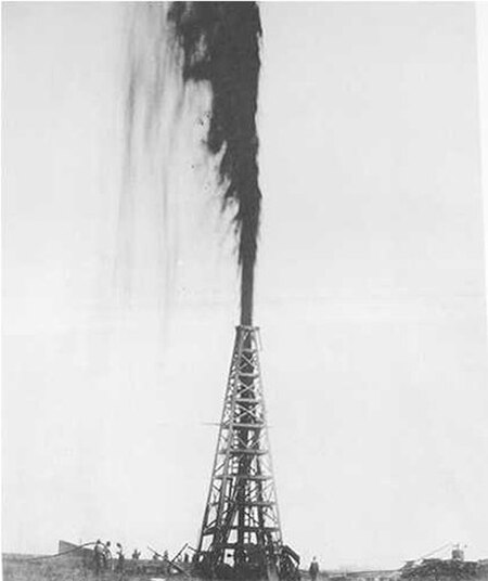 The Lucas Gusher at Spindletop, Texas (1901)