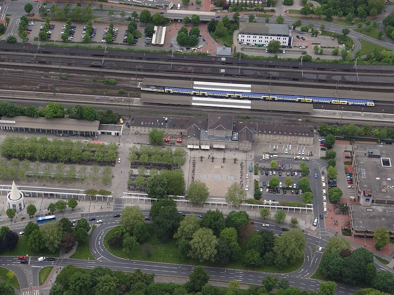 File:Luftbild Bahnhof Götingen.jpg