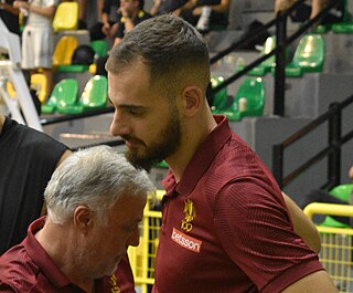 <span class="mw-page-title-main">Manos Chatzidakis (basketball)</span> Greek basketball player