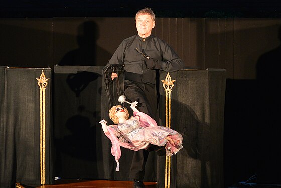 Marionette player at "Kleinen Fest" 2016 in Herrenhausen Gardens, Hanover, Germany