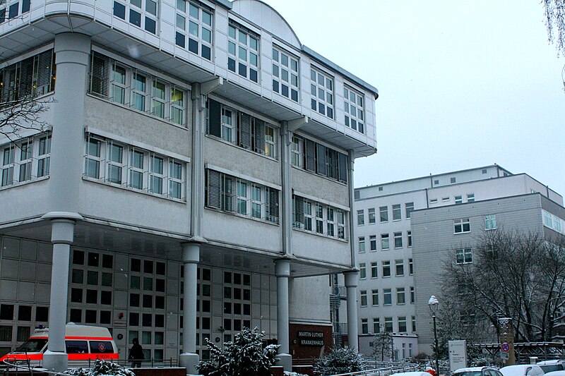 File:Martin-Luther-Krankenhaus - Berlin.JPG