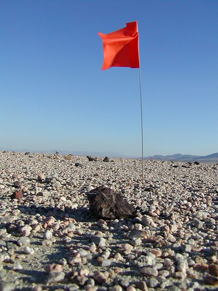 File:Meteorite hunting in Mojave desert.jpg