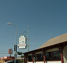 Mi Casita Salvadoreña Restaurant in Van Nuys, California