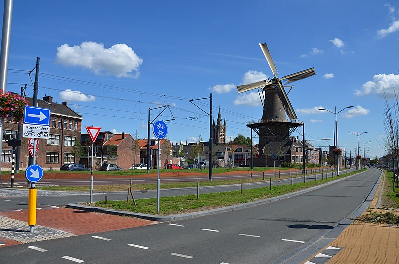 File:Molen de Roos mill Delft 2.jpg