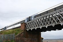 Viaducto ferroviario de Montrose, extremo sur.jpg