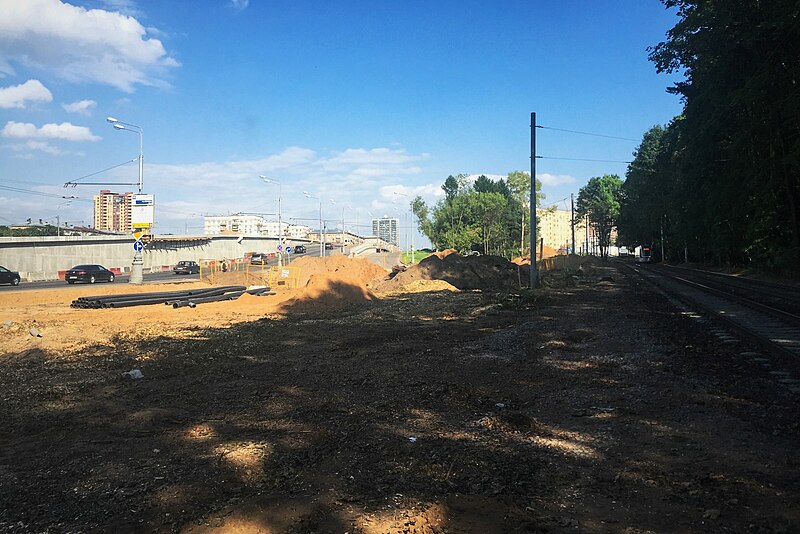 File:Moscow, road construction along Volokolamskoye Schosse (30684370994).jpg