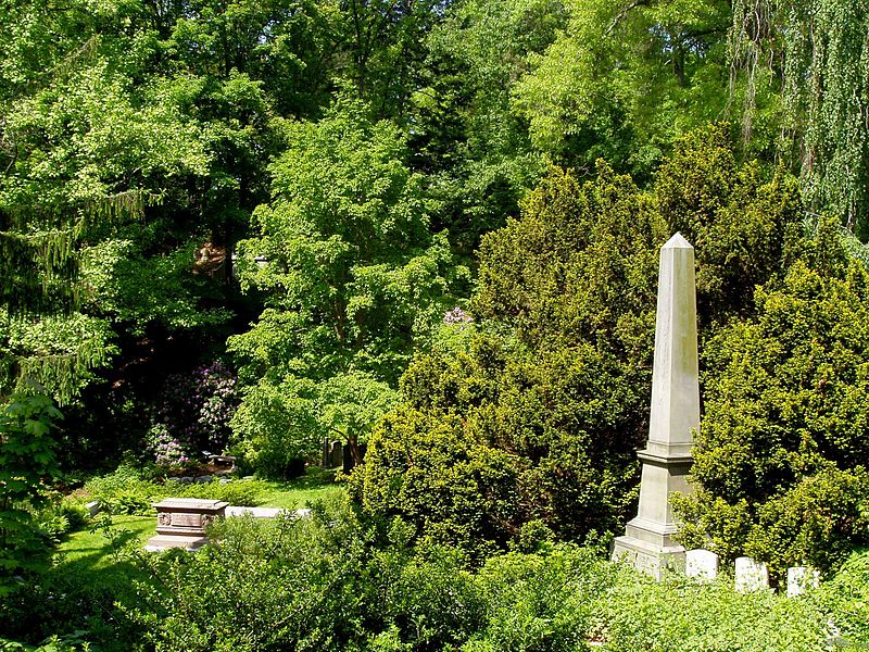 File:Mount Auburn Cemeter - Hunnewell.JPG