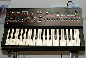 Synthesizer - Wikipedia