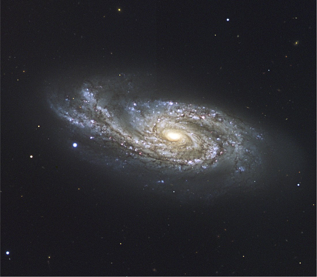 File:NGC908.jpg