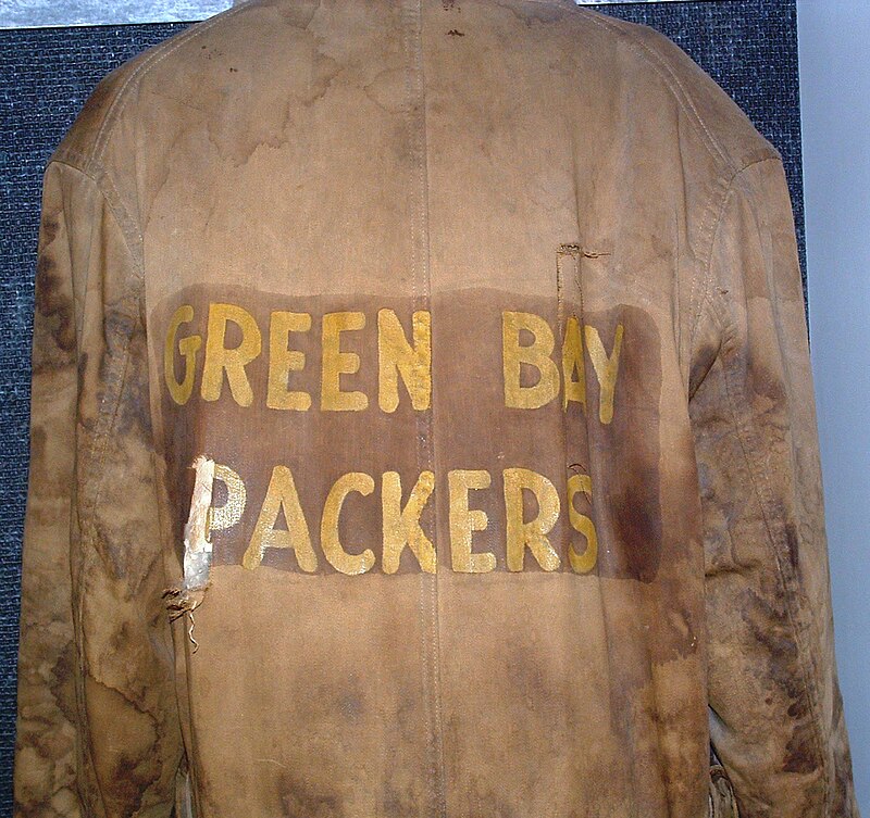 Visit the Ultimate Packers Collection - Antique Trader