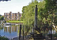 PLA boundary marker opposite Teddington PLAmarker.JPG