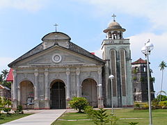 Fachada actual da igrexa parroquial de Santo Agostiño