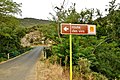 Panneau de la Route des vins du Roussillon, Ansignan (29 août 2012)