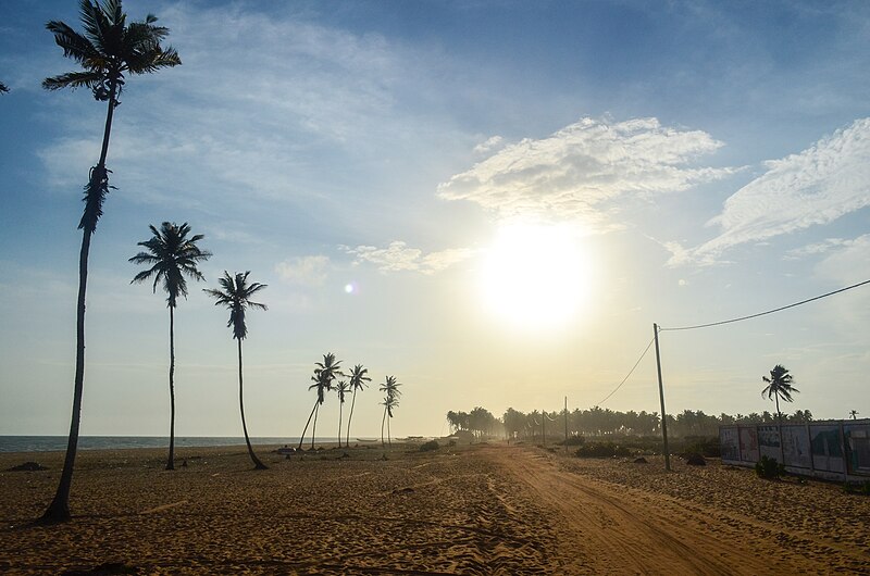 File:Plage de Ouidah (Benin, 2013).jpg