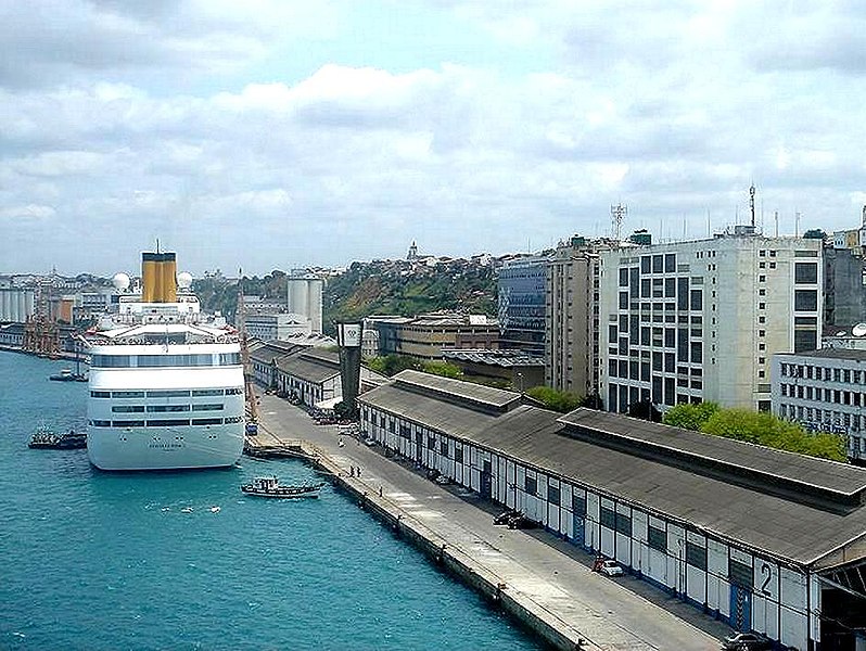 File:Porto e parte da Cidade Baixa.jpg