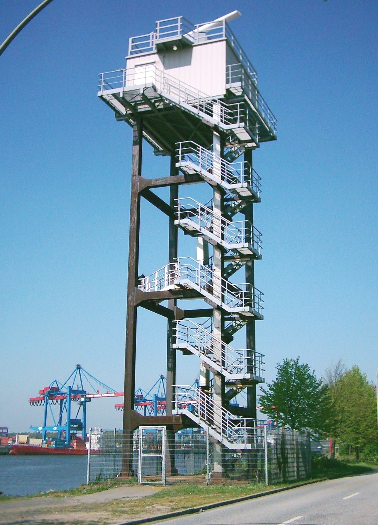 Tower 00. Радиолокационная вышка. Радар вышка. Вышка РЛС. Радарная вышка.