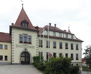 Town Hall Mayor-Ahnert-Platz 1