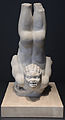 Statua di acrobata africano[46]