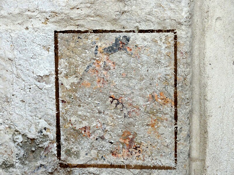 File:Séry-Magneval (60), église Saint-Pierre, croisillon sud, niche d'autel, vestige des peintures murales.JPG