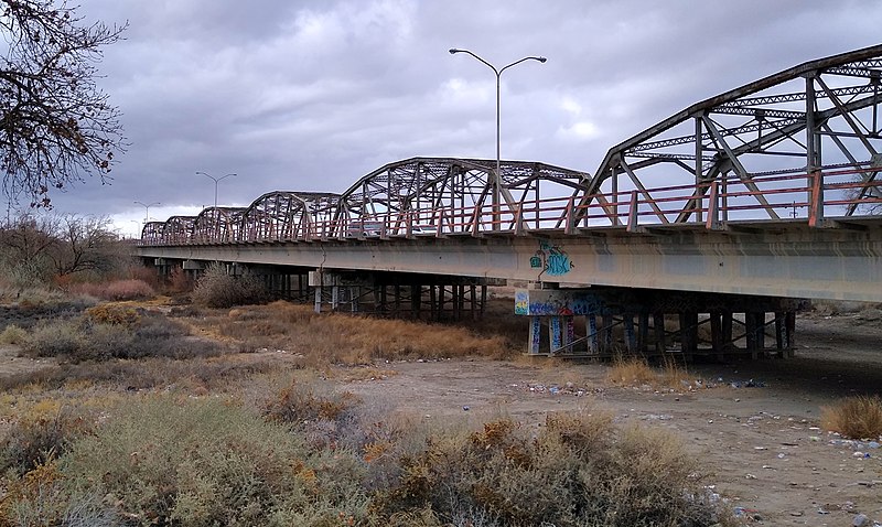 File:San Juan River Bridge at Shiprock.jpg