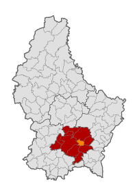 Map of Luxembourg with Sandweiler highlighted in orange, and the canton in dark red