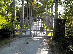 Sarasota FL Armistead House gate01.jpg