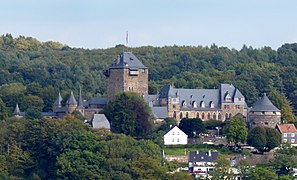 Schloss Burg diente als Kulisse für das Schloss des Königs und des Zauberers