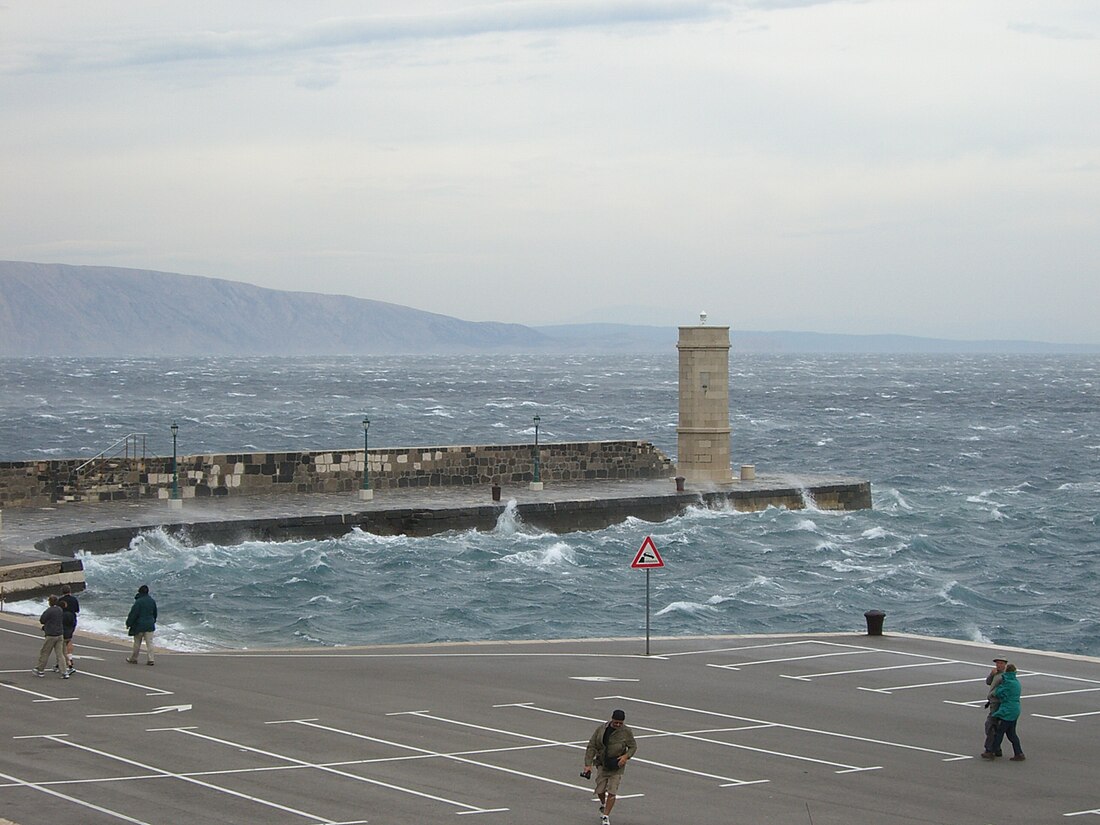 File:Sea in Senj.jpg