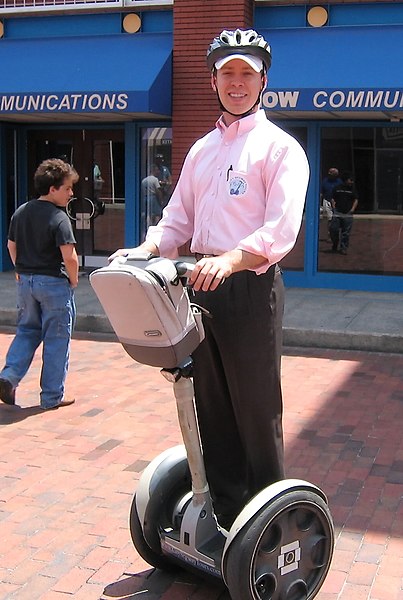 File:Segway PT (2006)-02.jpg