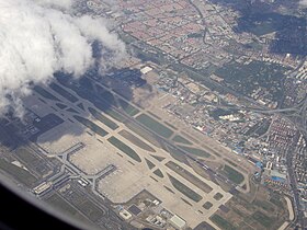 Aeroport international de Shanghai Hongqiao (vue aérienne)