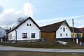 Čeština: Domy čp. 20 a 30 ve vsi Slavče, okres České Budějovice. English: Houses No 20 and 30 in the village of Slavče, České Budějovice, South Bohemia, Czech Republic.