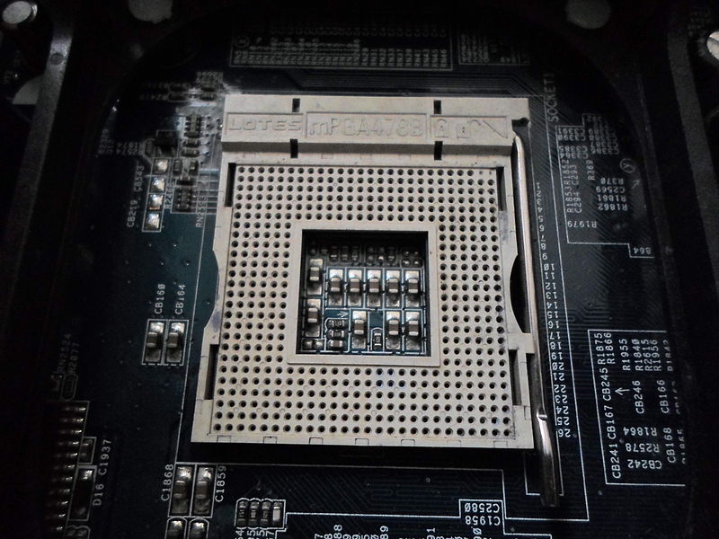 File:Socket 478 for Intel Pentium 4 HT, Celeron, Celeron D microprocessors.JPG