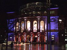 Night view of the theatre StaatstheaterMainz-Zuckmayer2007.jpg