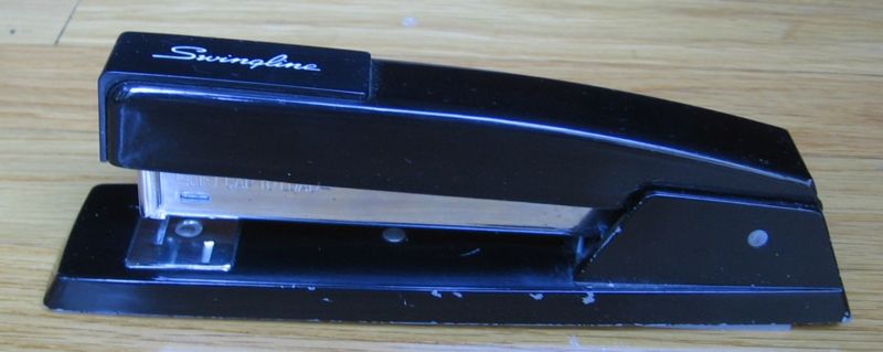 File:Stapler Black.jpg